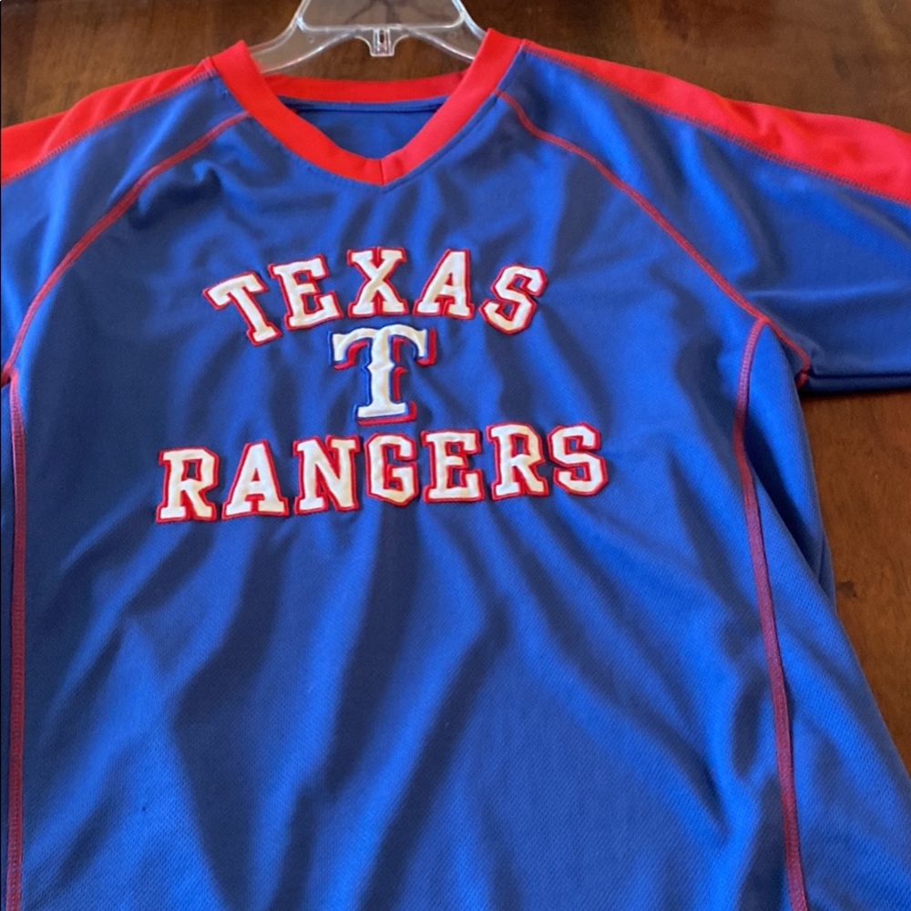 texas rangers shirt size adult medium
